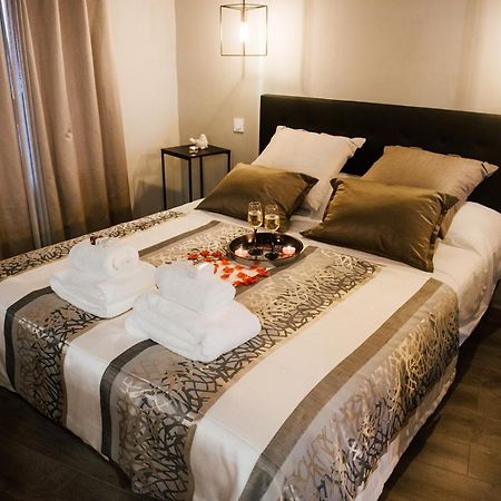 La Suite Romantique Avec Jacuzzi Au Coeur De Perpignan Eksteriør billede