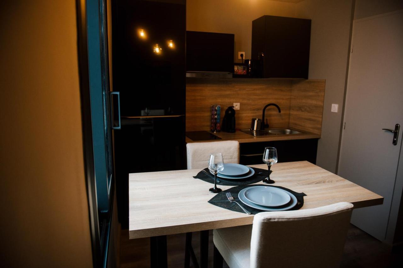 La Suite Romantique Avec Jacuzzi Au Coeur De Perpignan Eksteriør billede