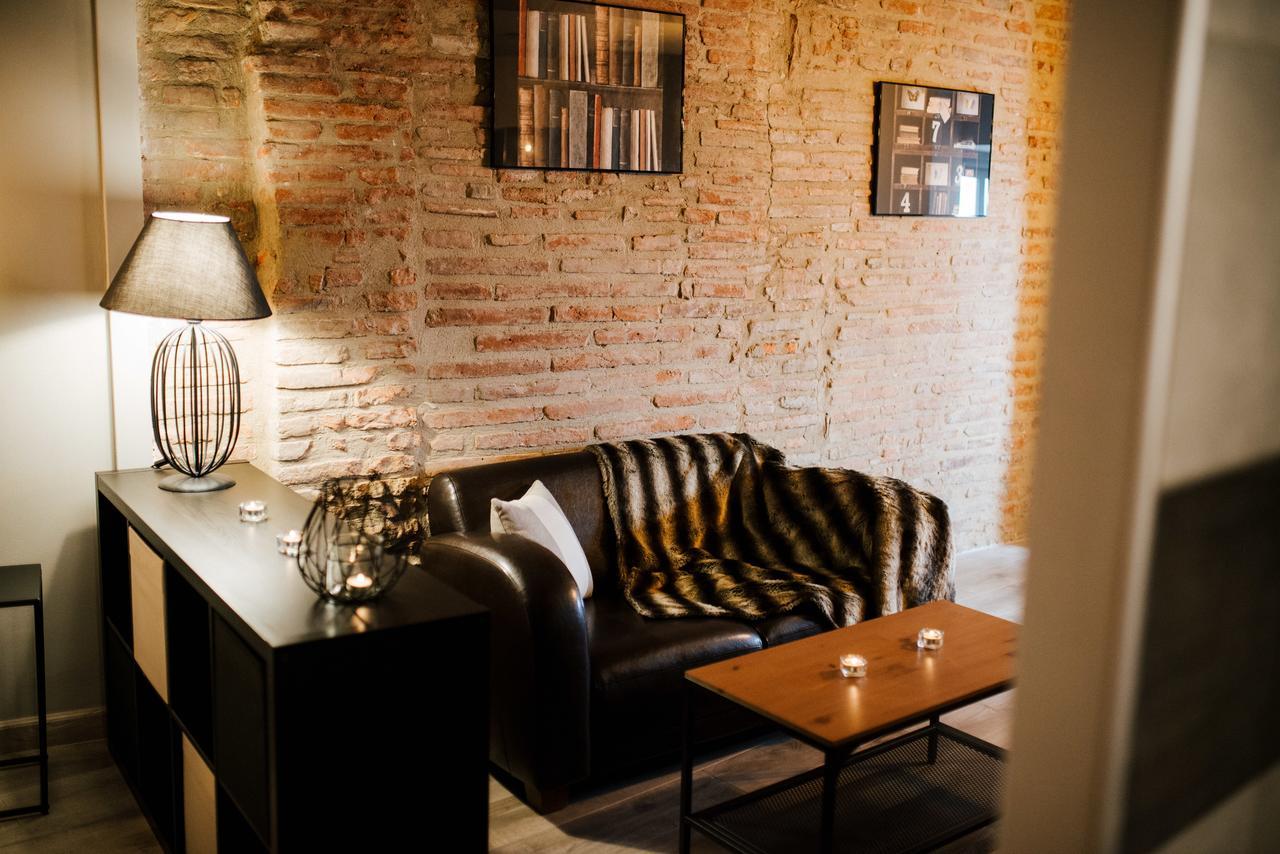 La Suite Romantique Avec Jacuzzi Au Coeur De Perpignan Eksteriør billede